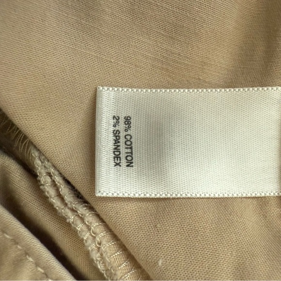 White House Black Market Stylish Tan Women's Shorts size 6 cotton spandex - Picture 7 of 9